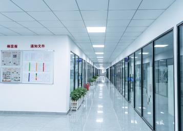 Производствена база